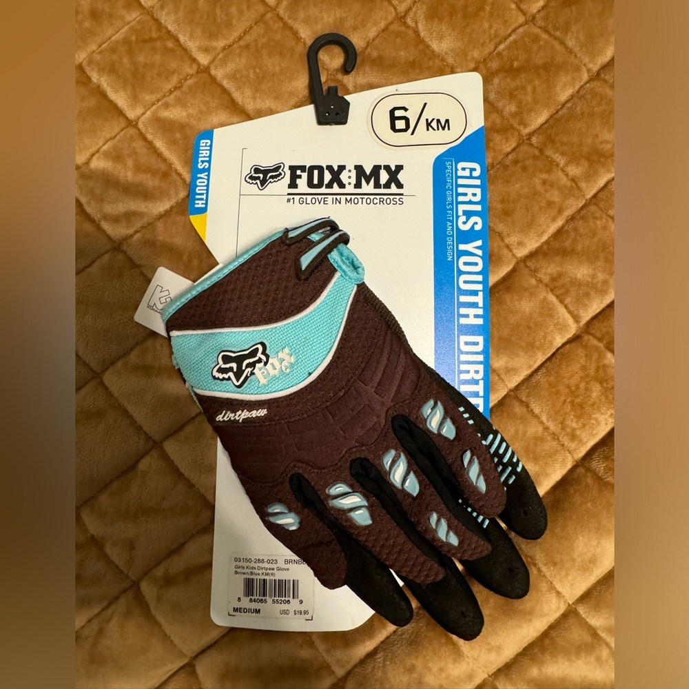 NWT Youth Girls Fox Motocross Gloves